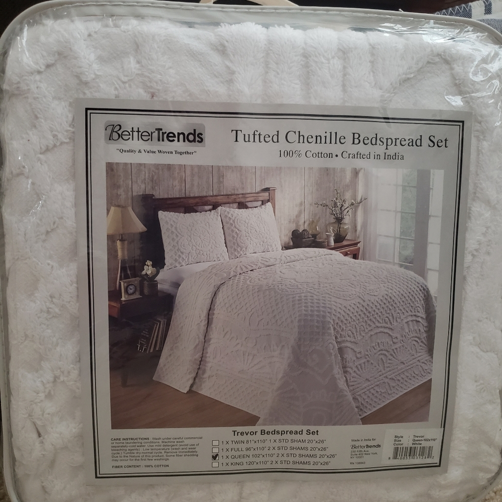 Brand New Better Trends Tufted Chenille Bedspread